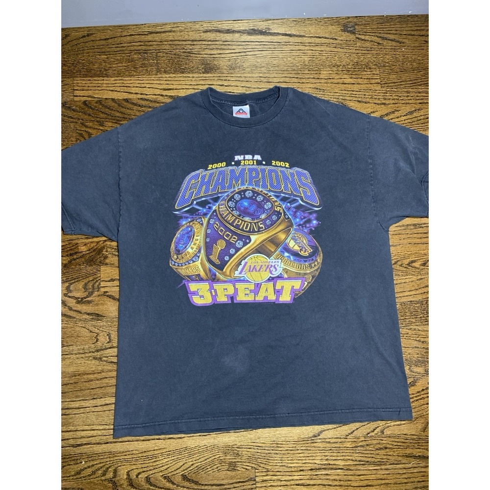 Vintage LOS ANGELES LAKERS 3Peat‎ 2002 NBA Basketball Champion Rings Shirt 2XL